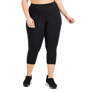 ID Ideology Plus Size Solid Cropped Leggings Women's 2X Black Elastic Waist